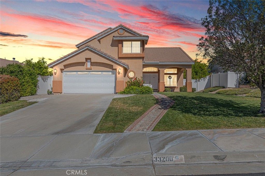 Photo of 33200 Camino Rubano, Temecula, CA 92592 (MLS # SW26079144)