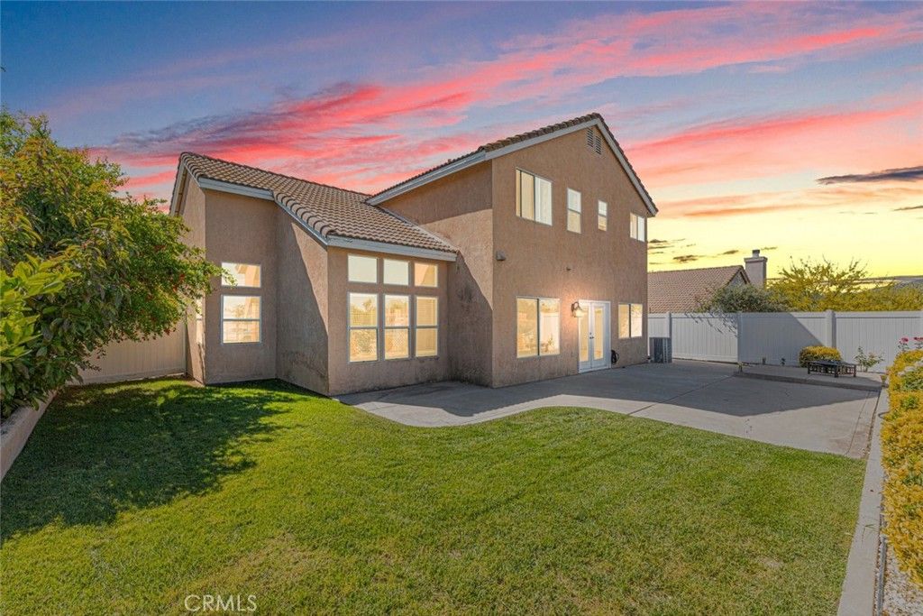 Photo of 33200 Camino Rubano, Temecula, CA 92592 (MLS # SW26079144)