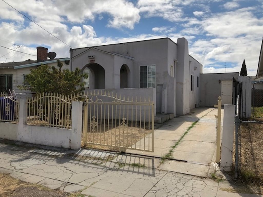 listing image 130725721326817747082
