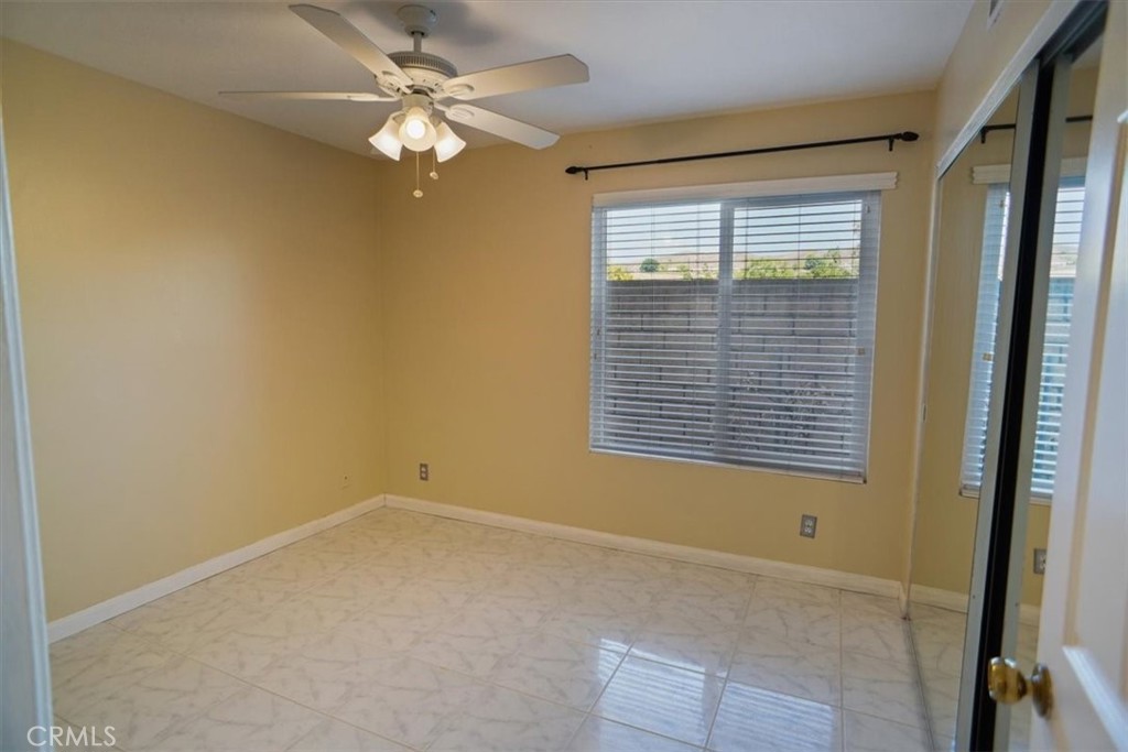 Oakcreek Village (879) - Residential Lease
