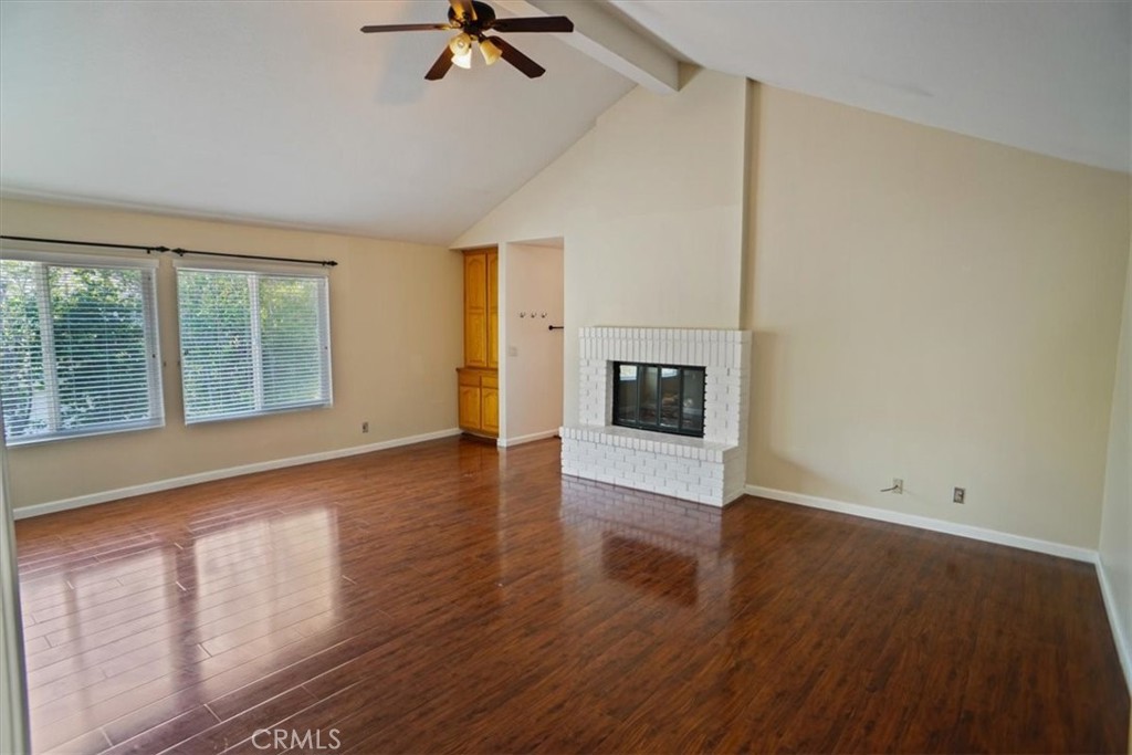 Oakcreek Village (879) - Residential Lease