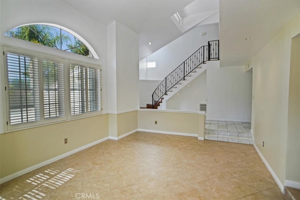 Oakcreek Village (879) - Residential Lease