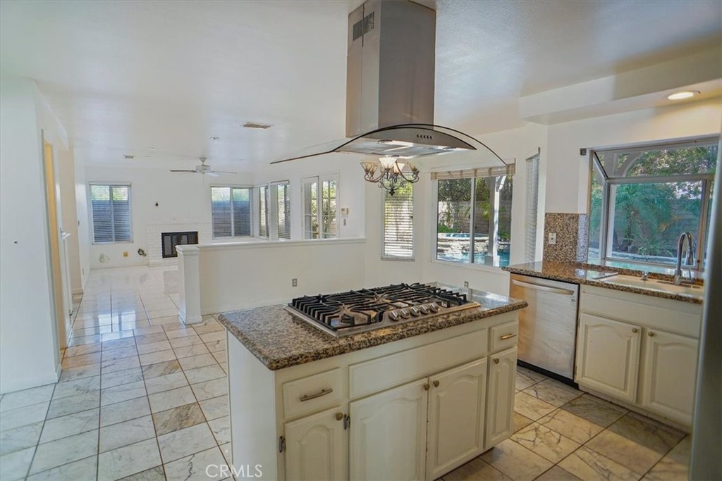 Oakcreek Village (879) - Residential Lease