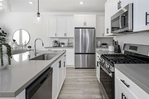 4058 spring haven lane corona ca 92883