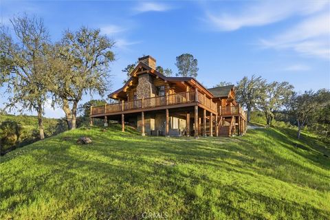Tiny photo for 7190 Tres Vista Road, Paso Robles, CA 93446 (MLS # SC26056837)