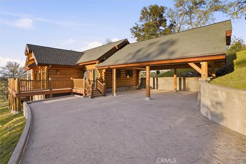 Tiny photo for 7190 Tres Vista Road, Paso Robles, CA 93446 (MLS # SC26056837)