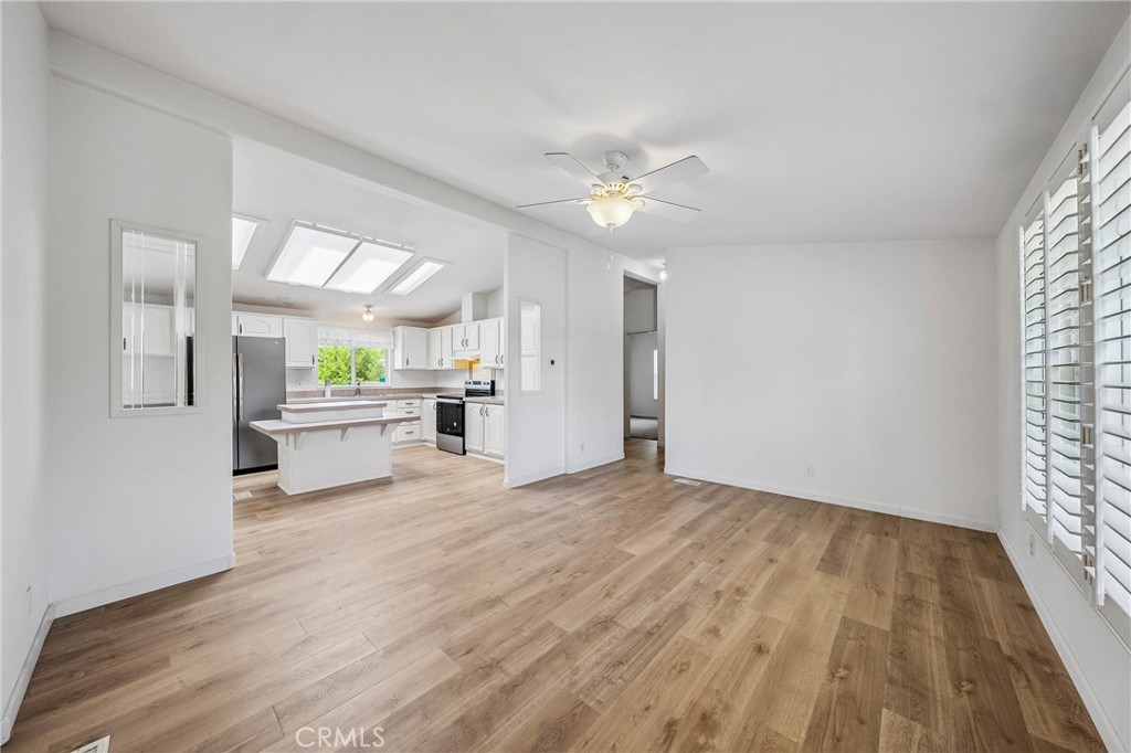 4450 Di Mar Lane
