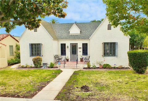3757 Cerritos Avenue Long Beach CA 90807