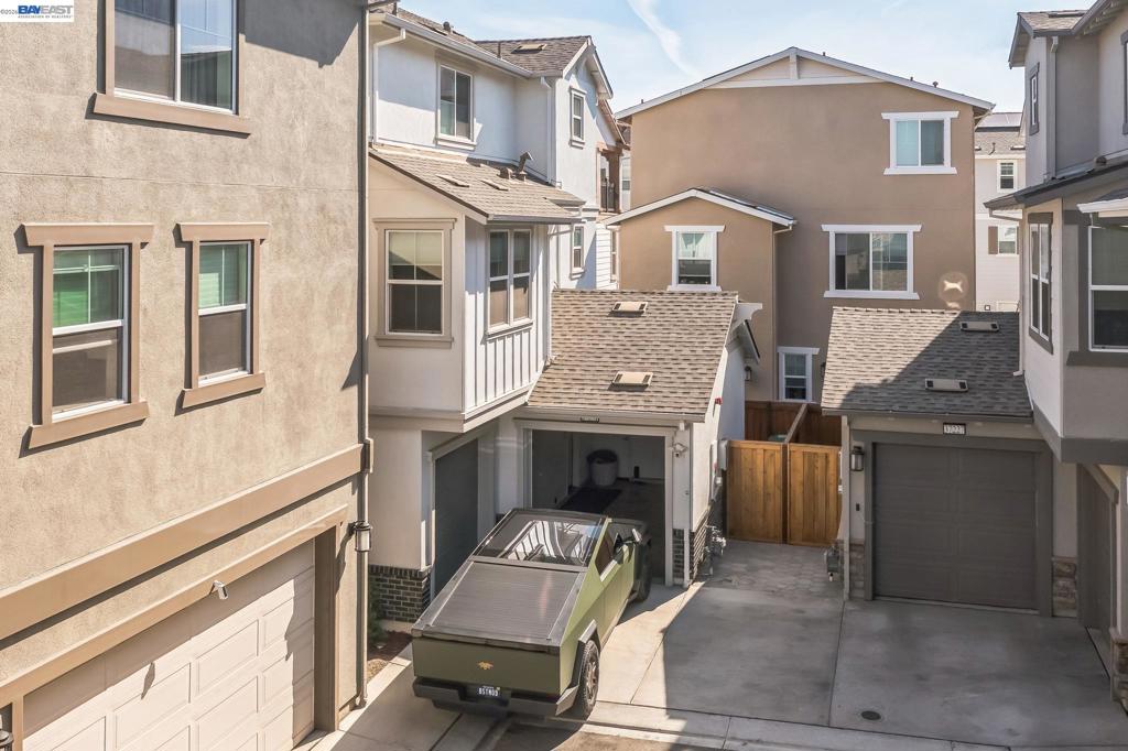 37231 Sand Bar Pl
