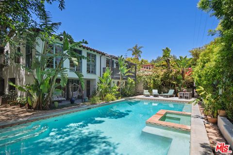 350 N Cliffwood Avenue Los Angeles CA 90049