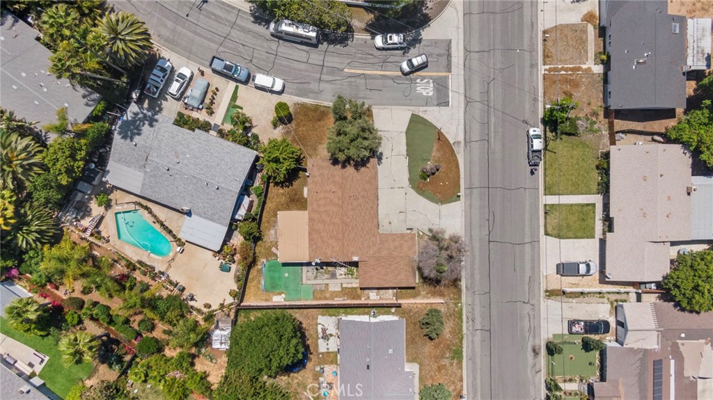 1548 Palomarcos Avenue
