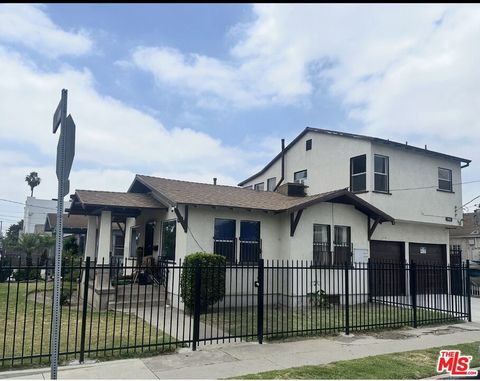 Photo of 6901 Menlo Avenue, Los Angeles, CA 90044 (MLS # 25630229)