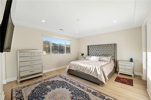 Tiny photo for 24365 Sterling Ranch Rd, West Hills, CA 91304 (MLS # SR26034845)