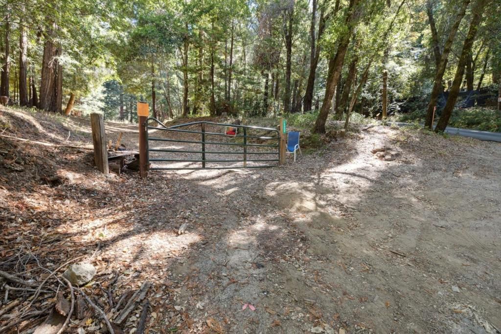 listing image 130729998458595454398