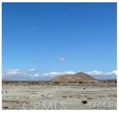 Photo of 0 E Avenue M, Palmdale, CA 93535 (MLS # HD26099904)
