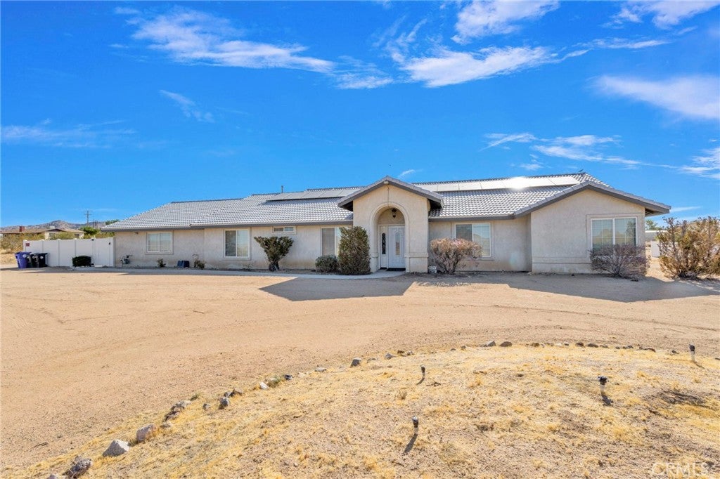 17389 Central Road