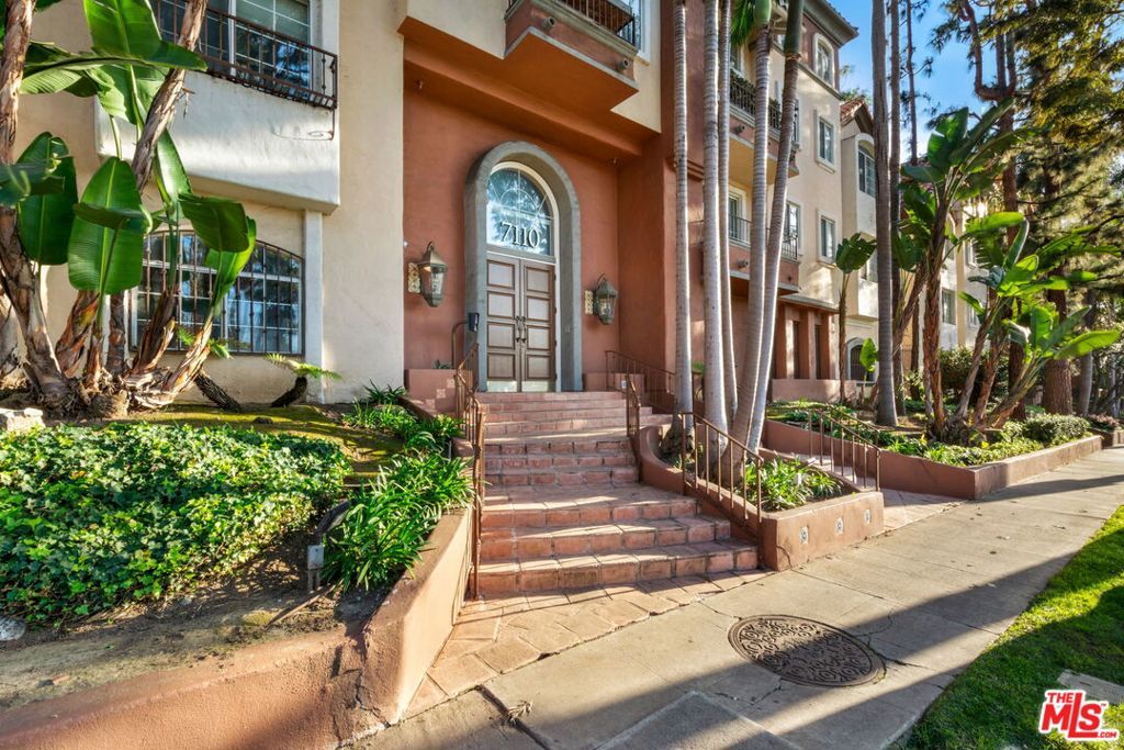 Photo of 7100 La Tijera Boulevard #B101, Los Angeles, CA 90045 (MLS # 26645147)