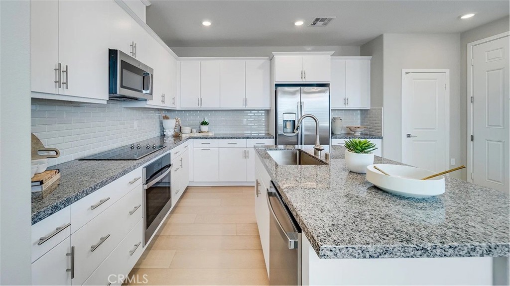 2591 Cloudview Privado