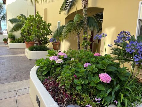 Photo of 332 5th Street, Huntington Beach, CA 92648 (MLS # PV26013281)