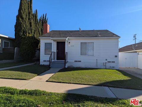 Photo of 6208 S Fairfax Avenue #6208, Los Angeles, CA 90056 (MLS # 26635735)