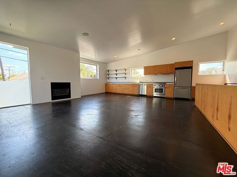 Photo of 1505 Linden Avenue, Venice, CA 90291 (MLS # 26831081)