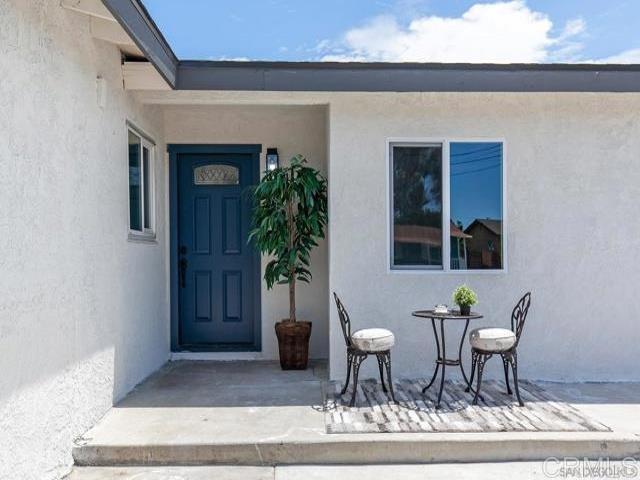 1817  1819 Oakshire Court