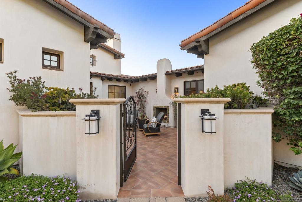 Rancho Santa Fe - Residential