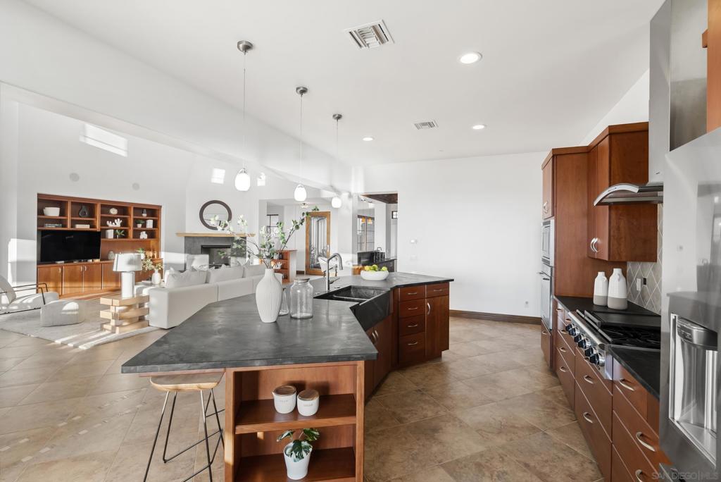 Rancho Santa Fe - Residential