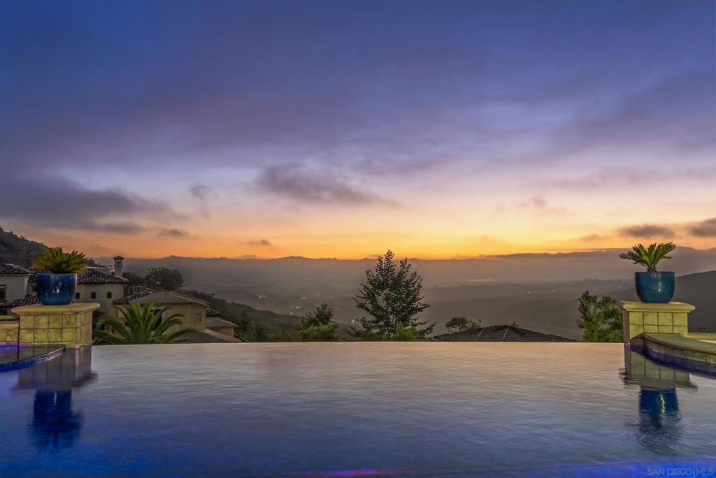 Rancho Santa Fe - Residential