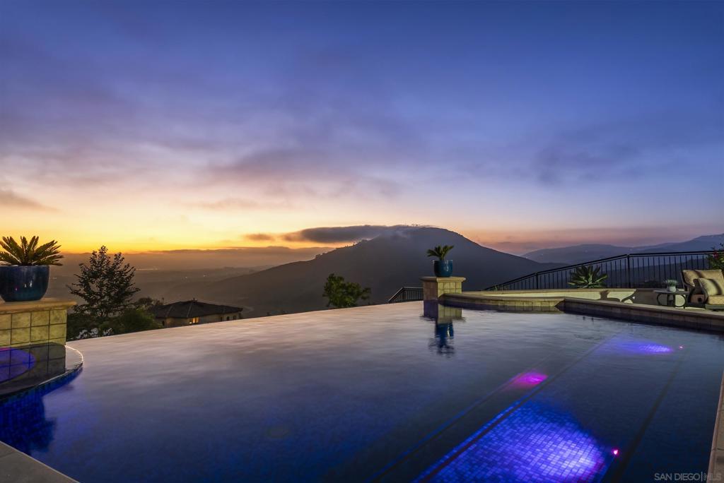 Rancho Santa Fe - Residential