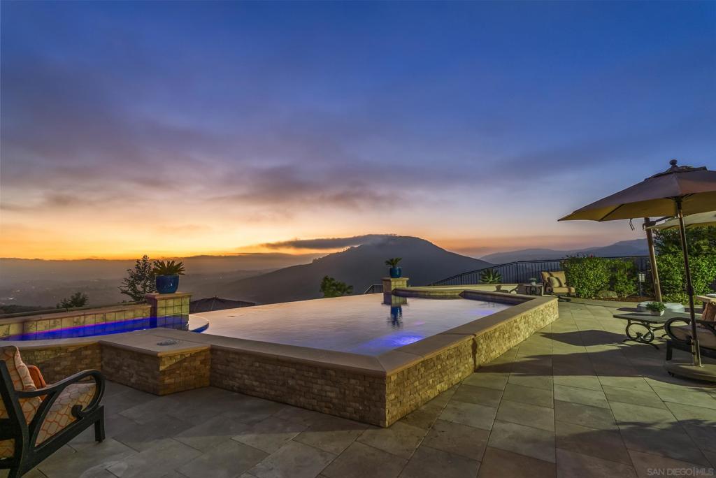 Rancho Santa Fe - Residential