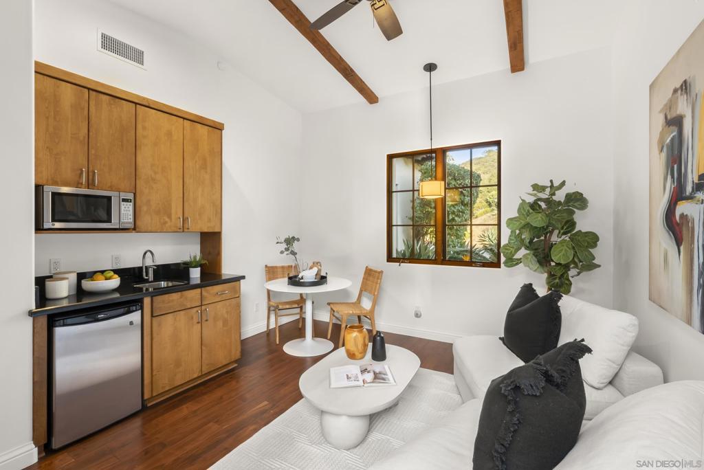 Rancho Santa Fe - Residential