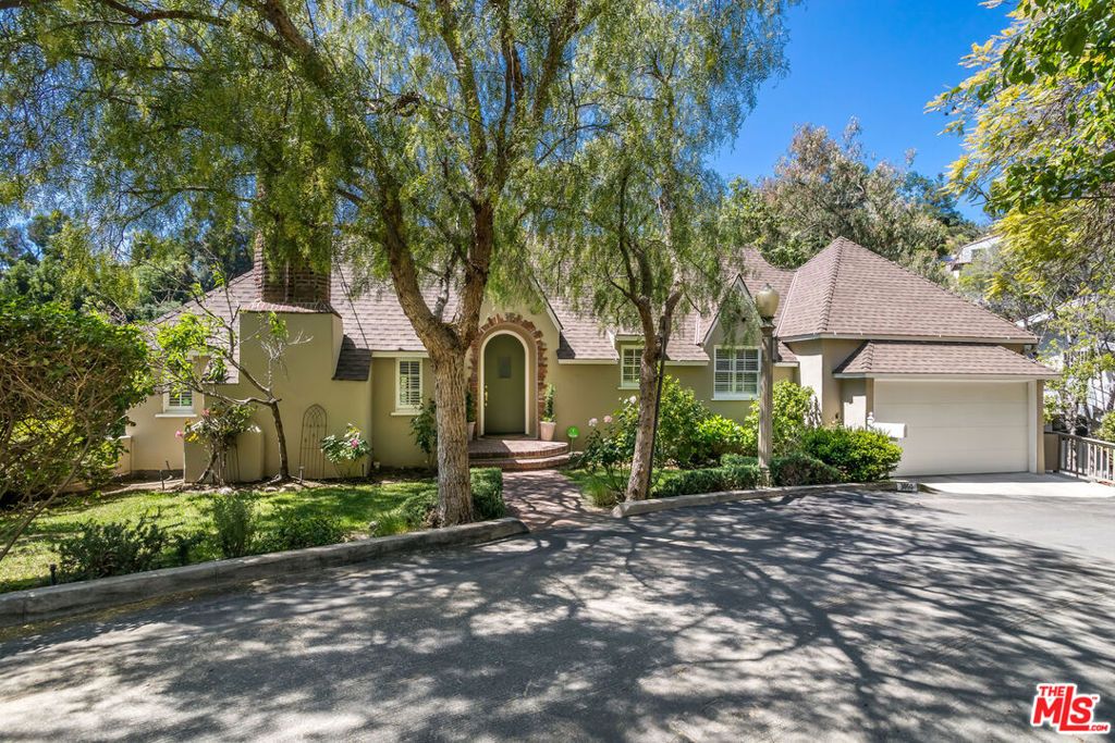 listing image 130725632158311274300
