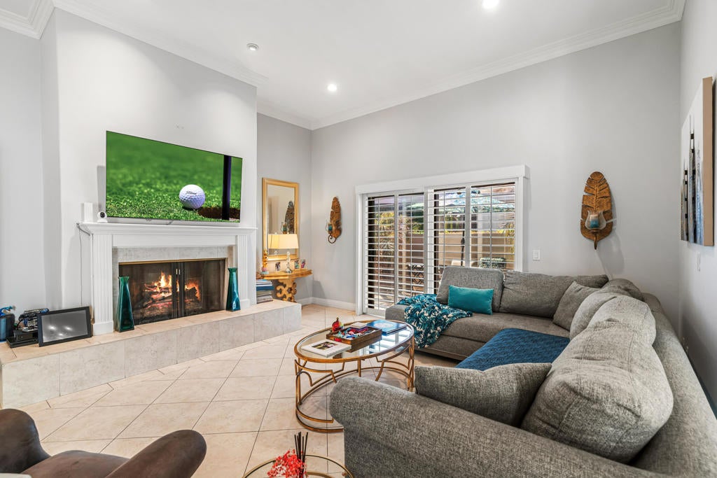 74964 S Chateau Circle