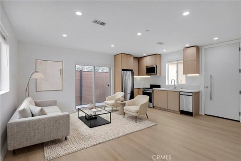Photo of 5224 Strohm Avenue, North Hollywood, CA 91601 (MLS # SR26220412)