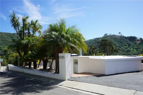 1035 Dyer Place Laguna Beach CA 92651