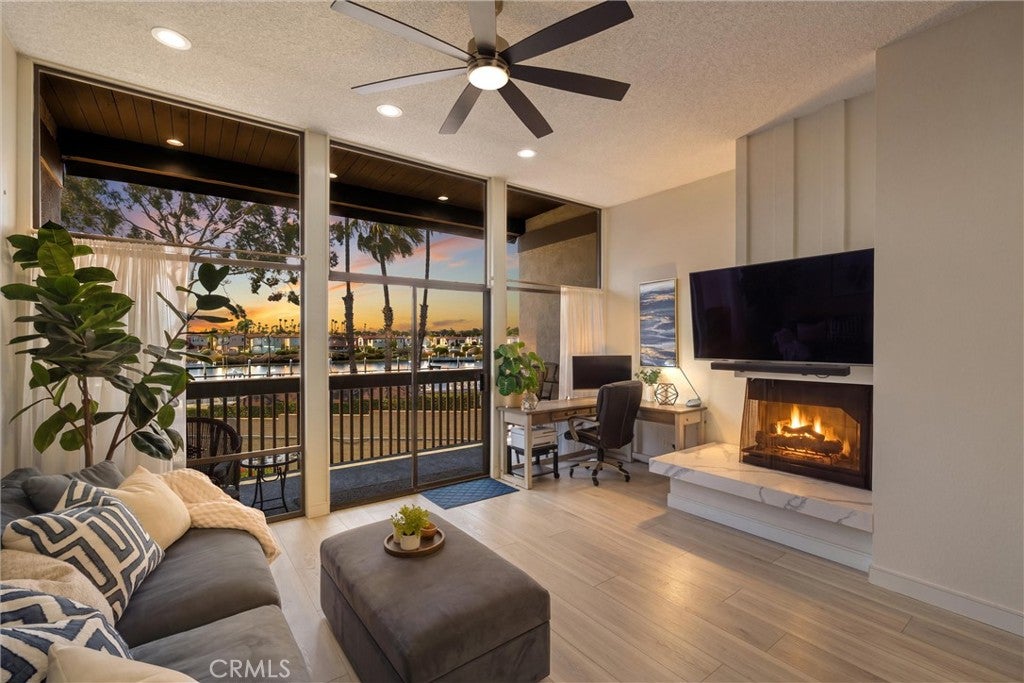 5203 S Marina Pacifica Drive, Long Beach CA 90803