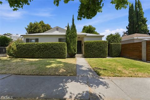 Photo of 18153 Welby Way, Reseda, CA 91335 (MLS # OC26106440)
