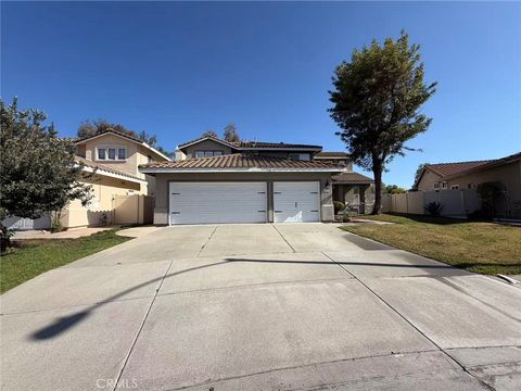 Photo of 41885 Corte Valentine, Temecula, CA 92592 (MLS # SW26104901)