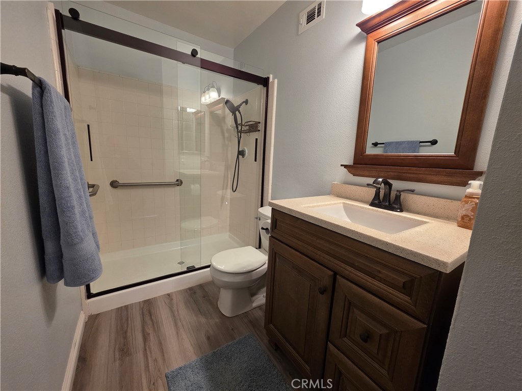 Hollow Hills (126) - Residential