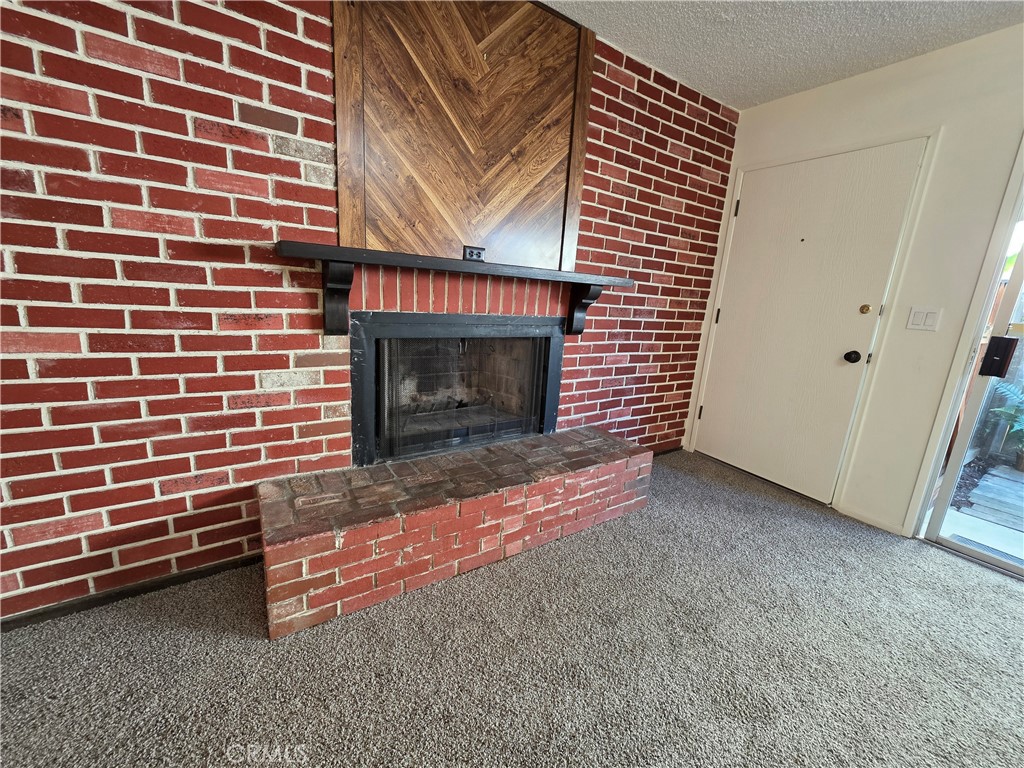 Hollow Hills (126) - Residential