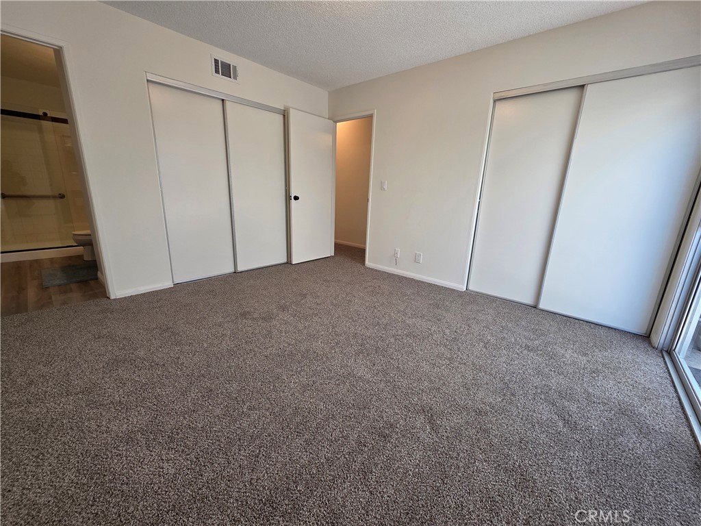 Hollow Hills (126) - Residential