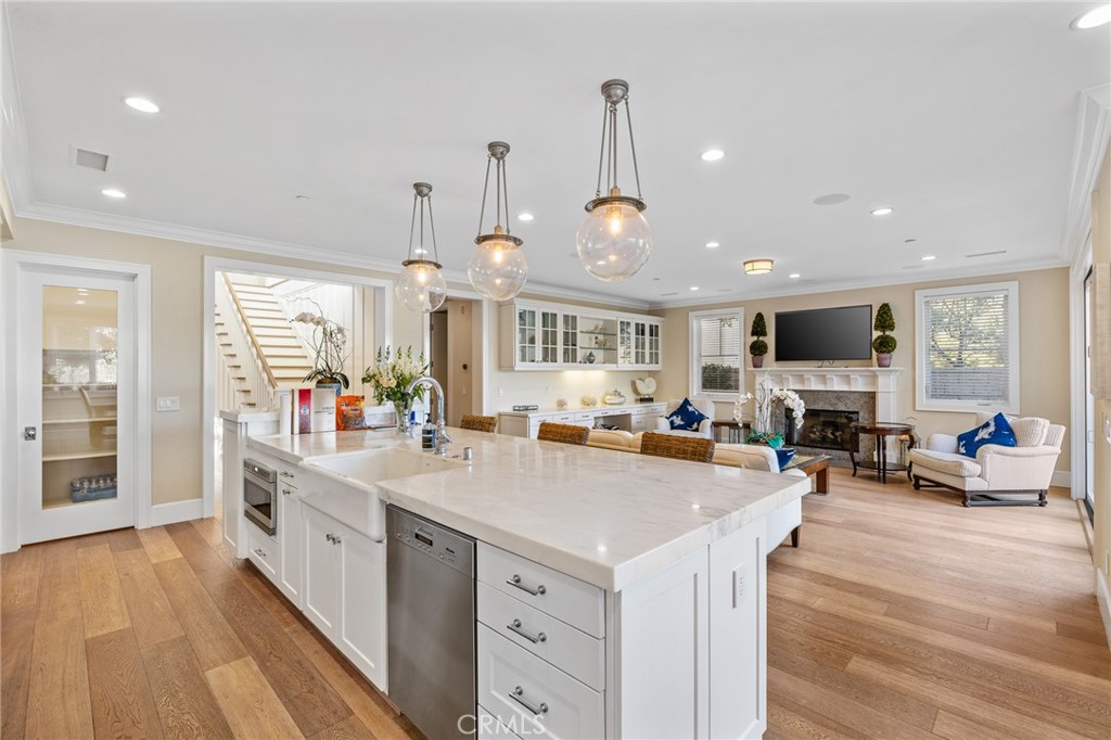 4 Summer House Lane
