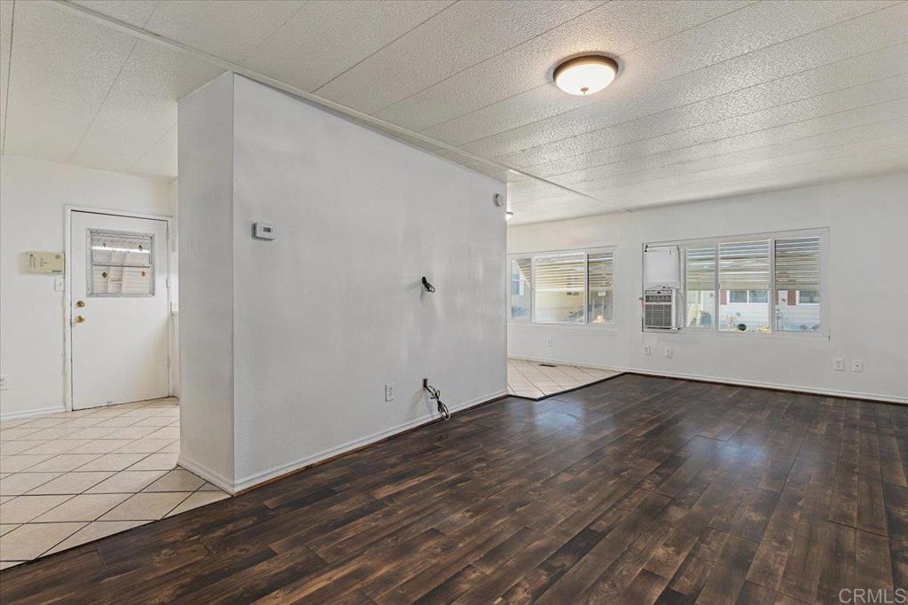 718 Sycamore Avenue 44