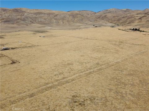 Photo of 0 Bagby Trail, Santa Margarita, CA 93453 (MLS # NS26143604)