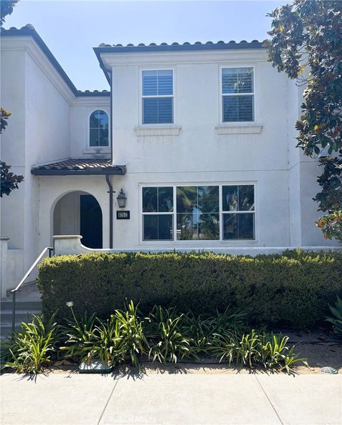 Photo of 870 E Mountain Way Way, Azusa, CA 91702 (MLS # CV26116384)