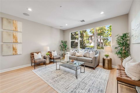 Tiny photo for 870 E Mountain Way WAY #C, Azusa, CA 91702 (MLS # CV26116384)