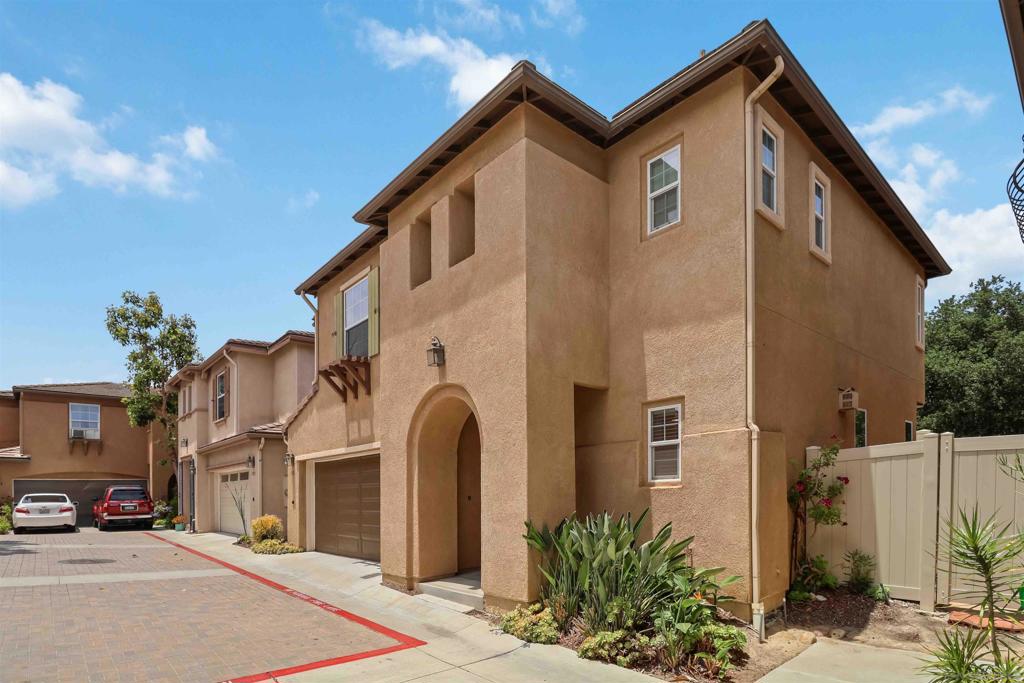 4101 Arroyo Way