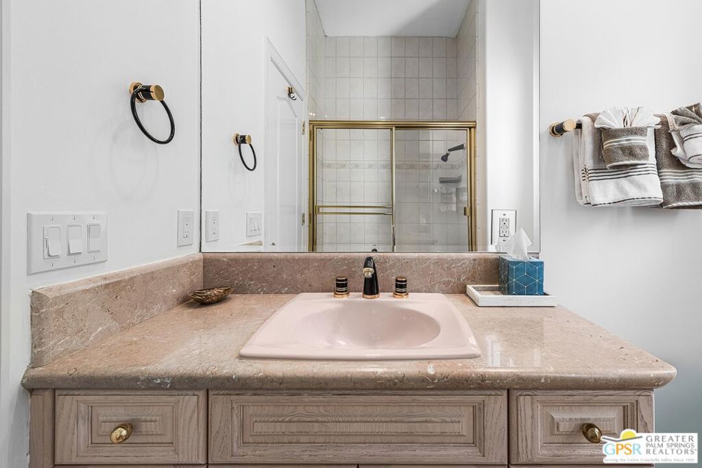 Old Las Palmas - Residential