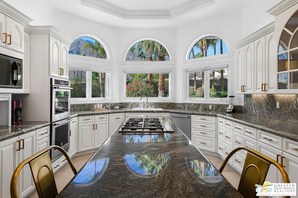 Old Las Palmas - Residential